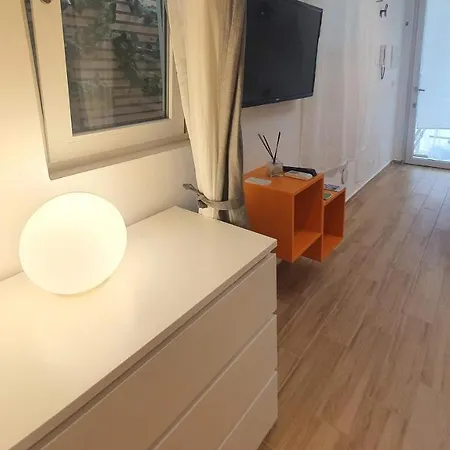 Apartment Monochic Studio - Politecnico Bari